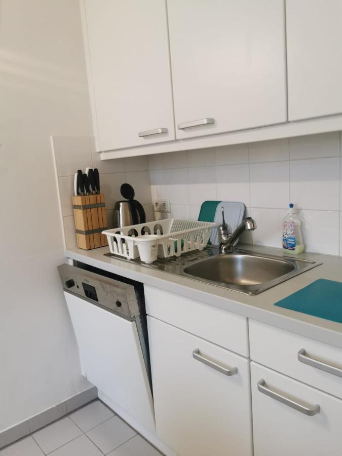 Central Mariahilfer Apartment 4 Min To The City Shopping Center And Schoenbrunn Palace Wien Exteriör bild